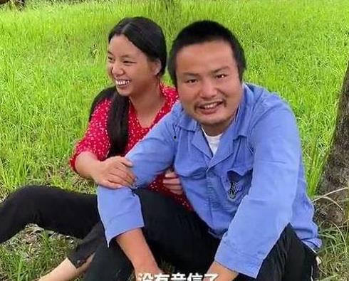 小春花与牛爱芳最新爆料,揭秘娱乐圈惊人内幕 第1张 小春花与牛爱芳最新爆料,揭秘娱乐圈惊人内幕 第1张